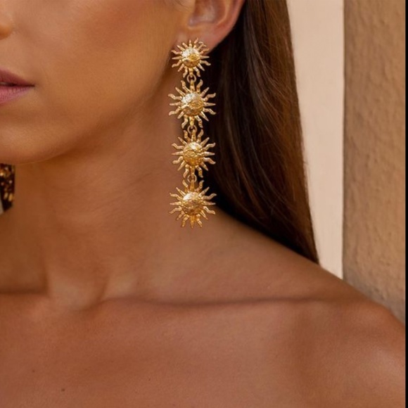 Zara SUN EARRINGS - Picture 8 of 9